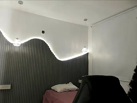 alexj black  online show from April 23, 12:11 pm