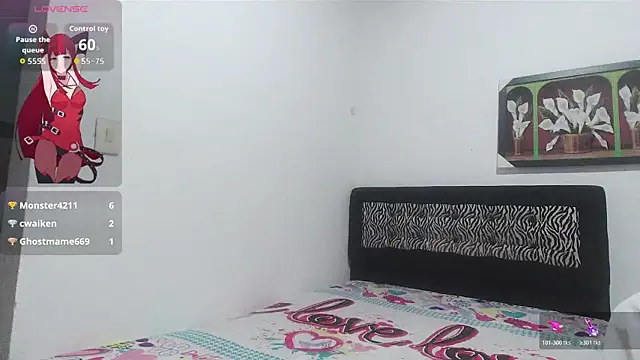 twobears1999 online show from April 5, 11:17 am