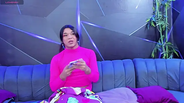 trans dirtyshow online show from March 18, 7:37 pm