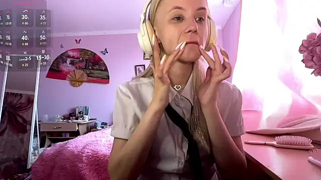MelissaZaria online show from May 18, 6:29 am