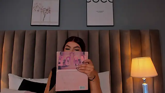 LolaSteven online show from February 27, 8:30 pm