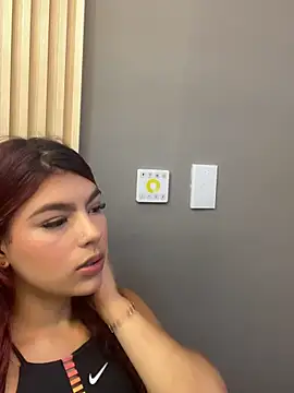 LolaSteven online show from February 12, 7:46 pm