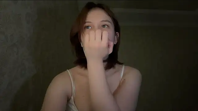 Snapshot of TrueViva chatting on April 25, 4:04 pm TrueViva online show from April 25, 4:04 pm
