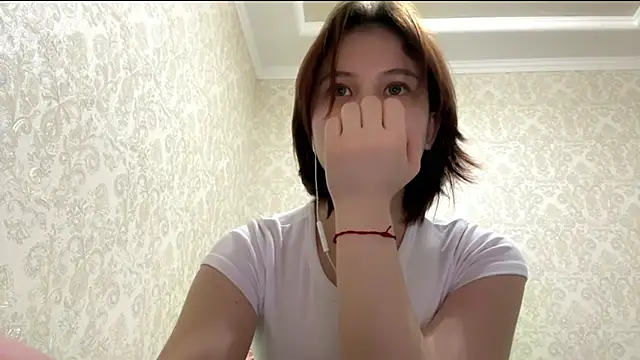 Snapshot of TrueViva chatting on April 1, 2:25 pm TrueViva online show from April 1, 2:25 pm