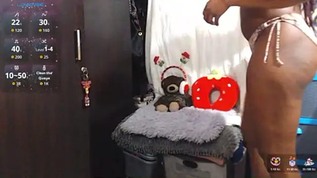 alanalaurent15 online show from March 19, 2:00 am