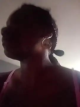 alanalaurent15 online show from March 14, 5:30 pm