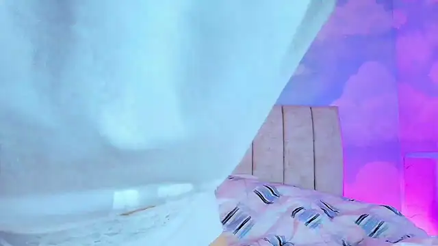 Aliclark online show from March 23, 7:03 pm