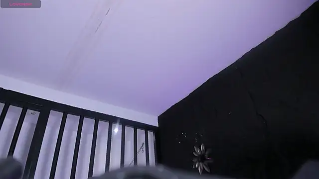 DarkReed online show from March 4, 8:33 am