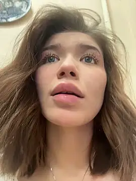 MilliDoll online show from February 28, 10:20 pm