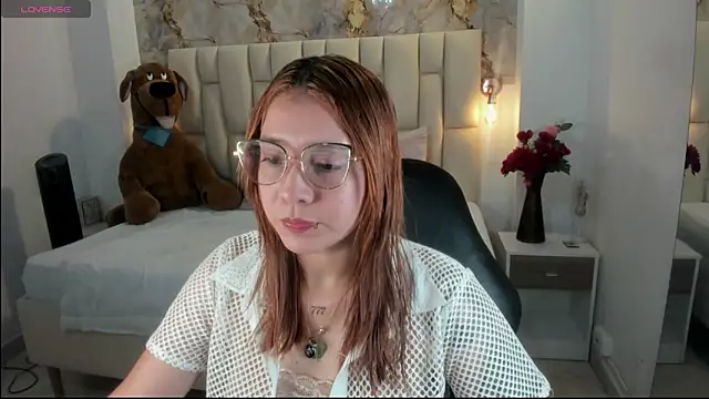 Snapshot of antonella_moon7 chatting on June 2, 10:10 pm antonella moon7 online show from June 2, 10:10 pm