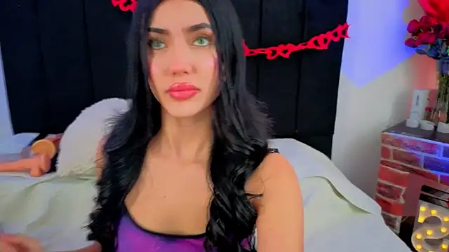 Snapshot of Abby_Bennett chatting on February 20, 7:38 pm Abby Bennett online show from February 20, 7:38 pm