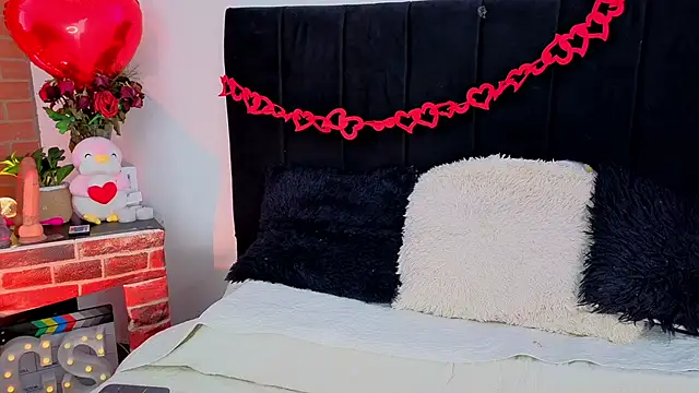 Snapshot of Abby_Bennett chatting on February 26, 8:53 pm Abby Bennett online show from February 26, 8:53 pm