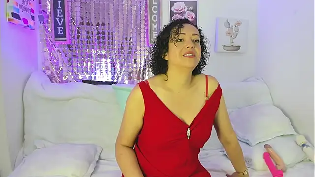 AdeleNasty online show from March 13, 2:55 pm