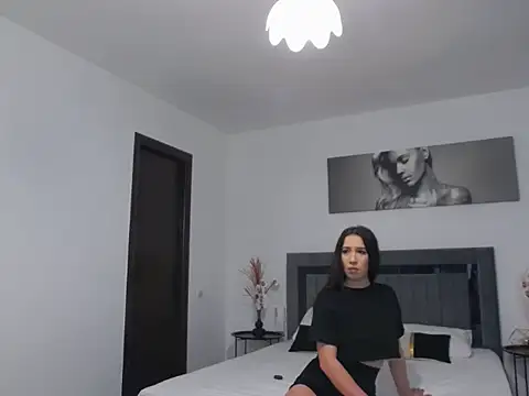 I amSis online show from March 29, 4:08 pm