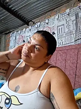 Juli Powl online show from April 10, 1:34 am