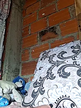 Snapshot of Juli_Powl chatting on June 18, 1:05 pm Juli Powl online show from June 18, 1:05 pm