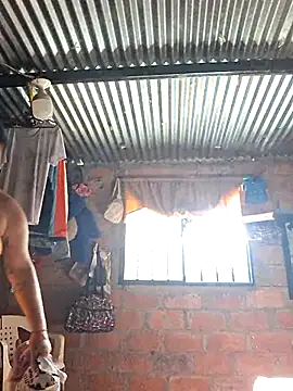 Juli Powl online show from March 29, 1:24 pm