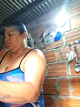 Juli Powl online show from April 2, 1:29 pm