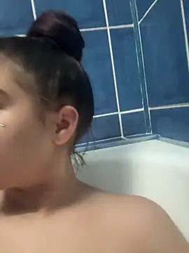 Vivike234 online show from February 16, 10:29 pm