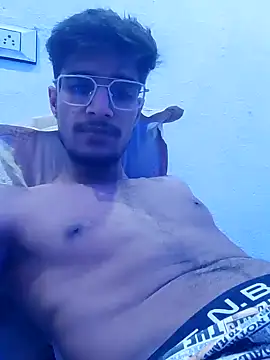 Snapshot of kaushikhotty chatting on June 12, 8:39 pm kaushikhotty online show from June 12, 8:39 pm