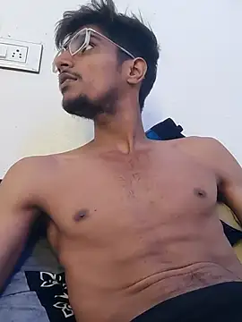 Snapshot of kaushikhotty chatting on July 11, 8:36 am kaushikhotty online show from July 11, 8:36 am