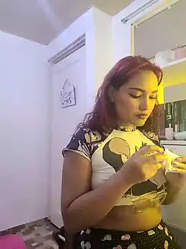 Snapshot of Aleja_Sammy chatting on February 27, 4:29 pm Aleja Sammy online show from February 27, 4:29 pm