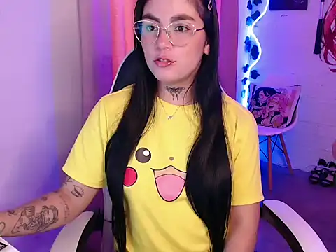 JanineRae online show from February 19, 6:16 pm