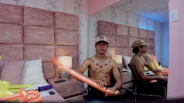 Escanor Hot online show from February 14, 8:42 pm