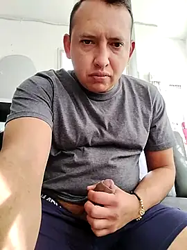 Snapshot of Hachi28 chatting on March 1, 1:00 pm Hachi28 online show from March 1, 1:00 pm