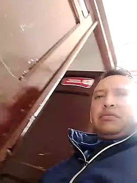 Hachi28 online show from April 8, 5:36 pm