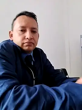 Hachi28 online show from April 5, 11:50 am