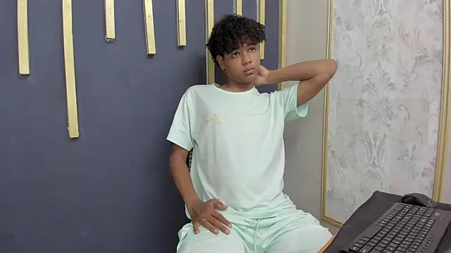 Twink Alex19 online show from February 21, 8:00 pm