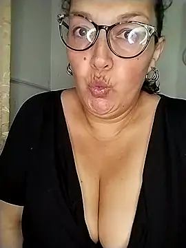  Saraqueen online show from March 19, 3:06 am