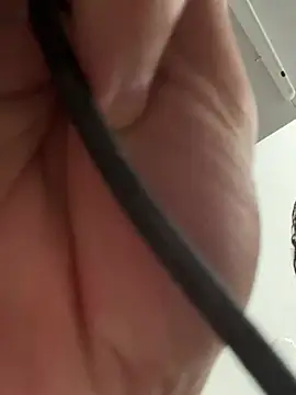 awesomemilkss online show from March 14, 8:37 pm