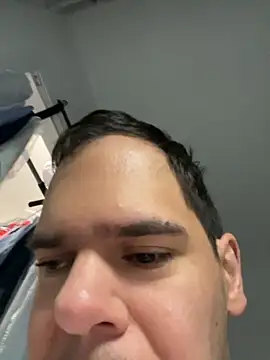awesomemilkss online show from June 11, 2:33 am