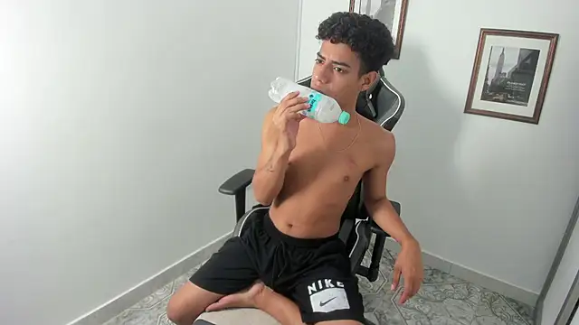 alexx cum18 online show from July 9, 12:59 pm