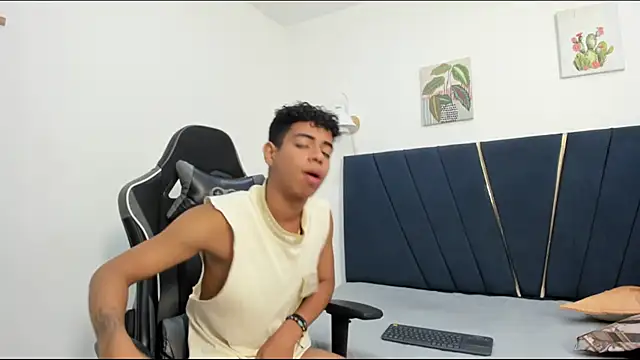 alexx cum18 online show from June 10, 4:13 am