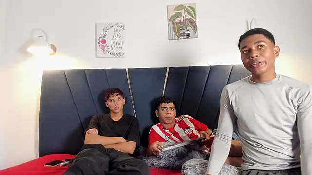 alexx cum18 online show from March 12, 1:48 pm