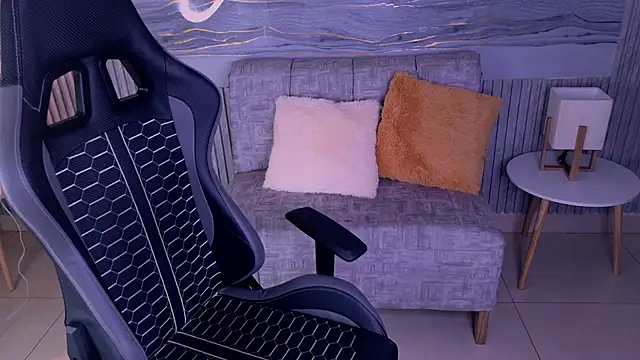 Abby18  online show from February 15, 4:24 am