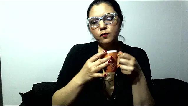 Velvet Dragon online show from February 20, 1:24 am