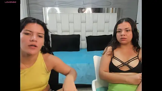 Veyra sereny online show from April 15, 9:48 pm