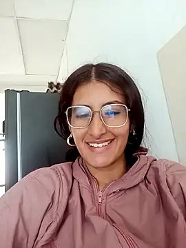 Esperanza  hot online show from February 14, 7:14 pm