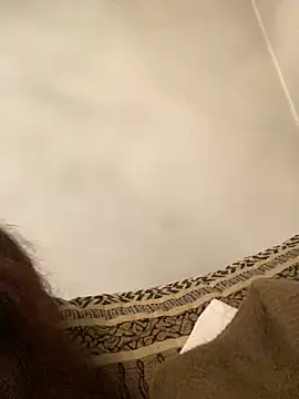 Snapshot of SweetAisha00 chatting on February 12, 5:18 am SweetAisha00 online show from February 12, 5:18 am