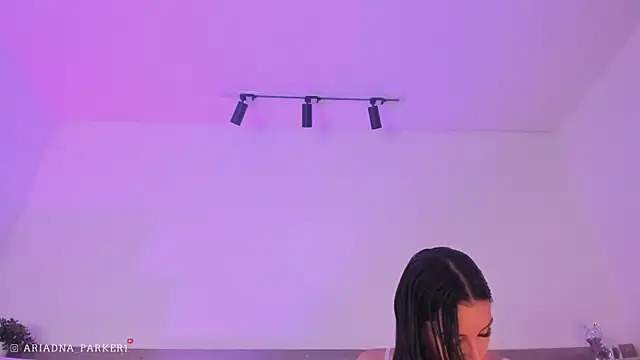 ariana  parker online show from July 22, 4:03 am
