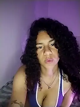 Snapshot of RizHoney chatting on February 20, 9:22 am RizHoney online show from February 20, 9:22 am