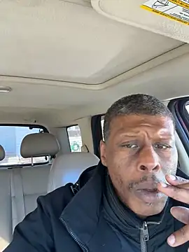 Snapshot of LP007 chatting on February 24, 4:30 pm LP007 online show from February 24, 4:30 pm