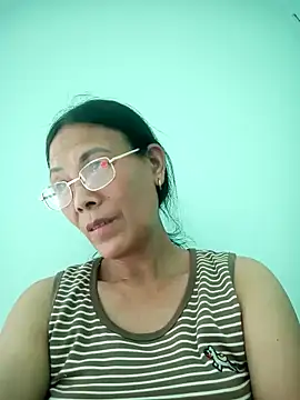 Snapshot of toyo_668 chatting on June 2, 6:24 am toyo 668 online show from June 2, 6:24 am