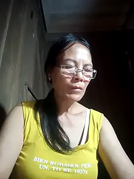 Snapshot of toyo_668 chatting on July 16, 2:25 pm toyo 668 online show from July 16, 2:25 pm