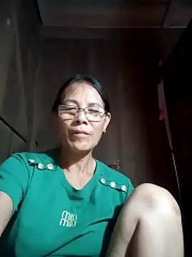 Snapshot of toyo_668 chatting on June 10, 1:56 pm toyo 668 online show from June 10, 1:56 pm
