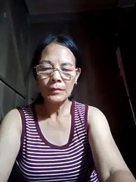 Snapshot of toyo_668 chatting on June 7, 7:19 pm toyo 668 online show from June 7, 7:19 pm
